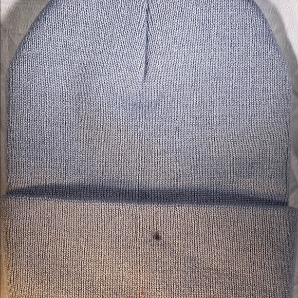 Diravo grey Beanie (UNISEX) - Picture 2 of 2